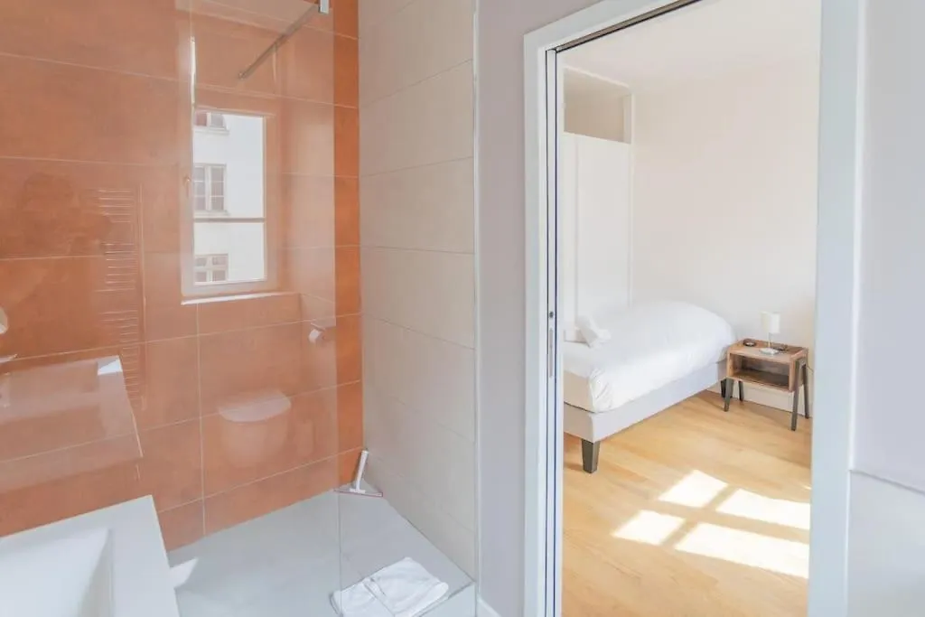 Odeon Luxury * باريس